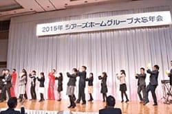 社員全員集合！
色んな飲み会で強く結束！！